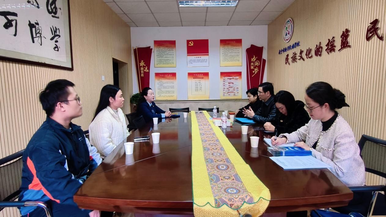 bw必威西汉姆联赴南宁市新兴民族学校开展调研交流