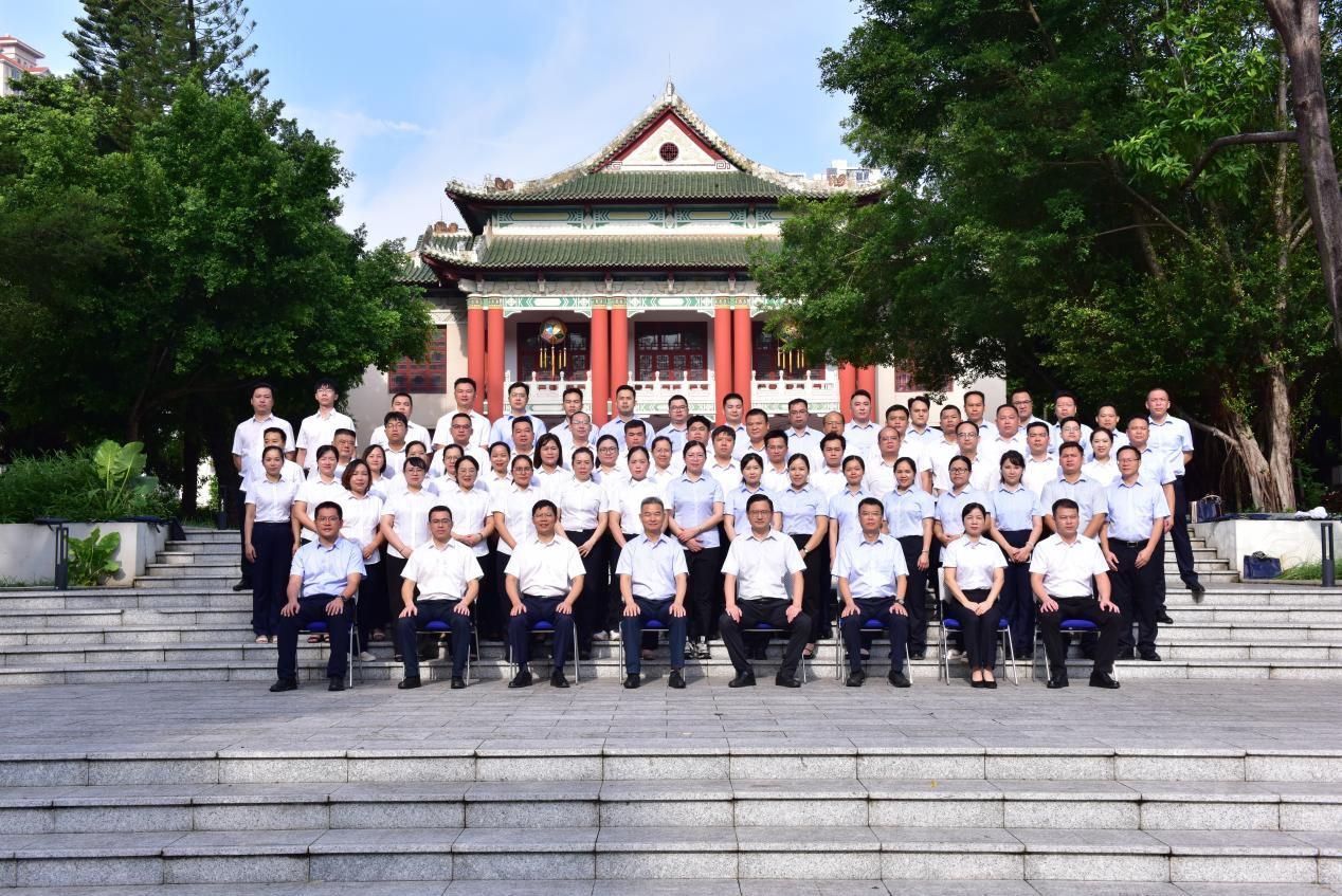 凭祥农商行、宁明农商行、龙州农商行2025年度中层管理人员综合管理能力提升培训班在我校开班